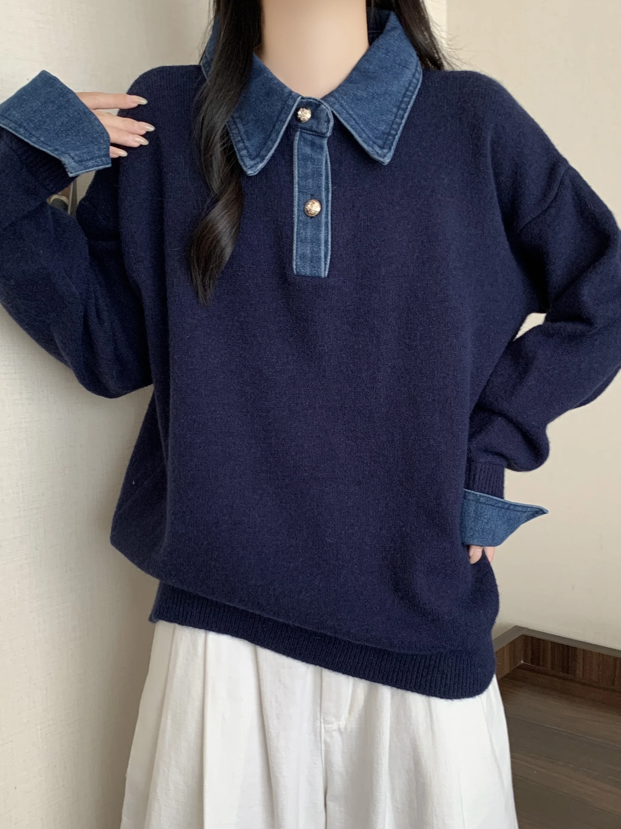 เสื้อสเวตเตอร์ผู้หญิง ดีไซน์ทันสมัย ทรงหลวม ไซส์ใหญ่ สำหรับฤดูใบไม้ร่วงและฤดูหนาว  คอเสื้อเดนิม  ช่วยให้ดูผอมเพรียว