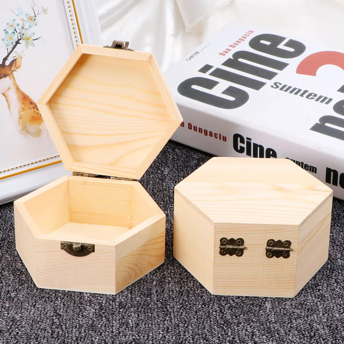 

2 pcs Hexagonal Wooden Soap Flower Box Unfinished Natural Wood Storage Container for DIY Crafts Wedding Decor Gift Packaging