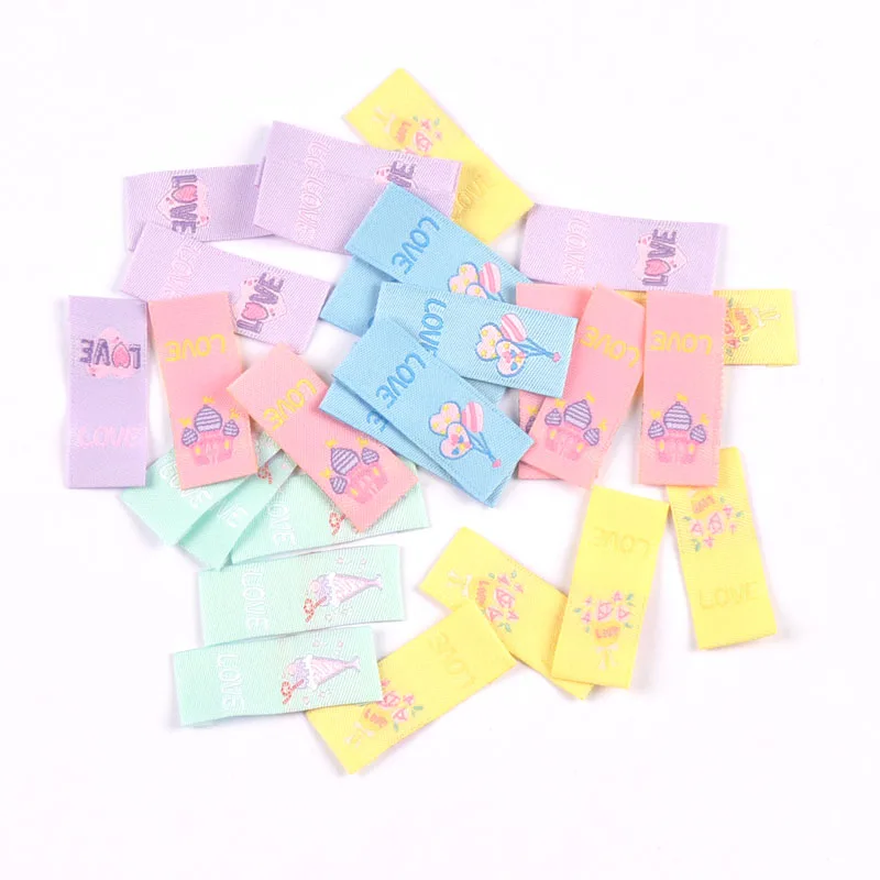 50Pcs Flowers/Balloons/Castles Embroidery Colth Labels Garment Washable Care Tags Crafts DIY Knitted Supplies Sewing Accessories