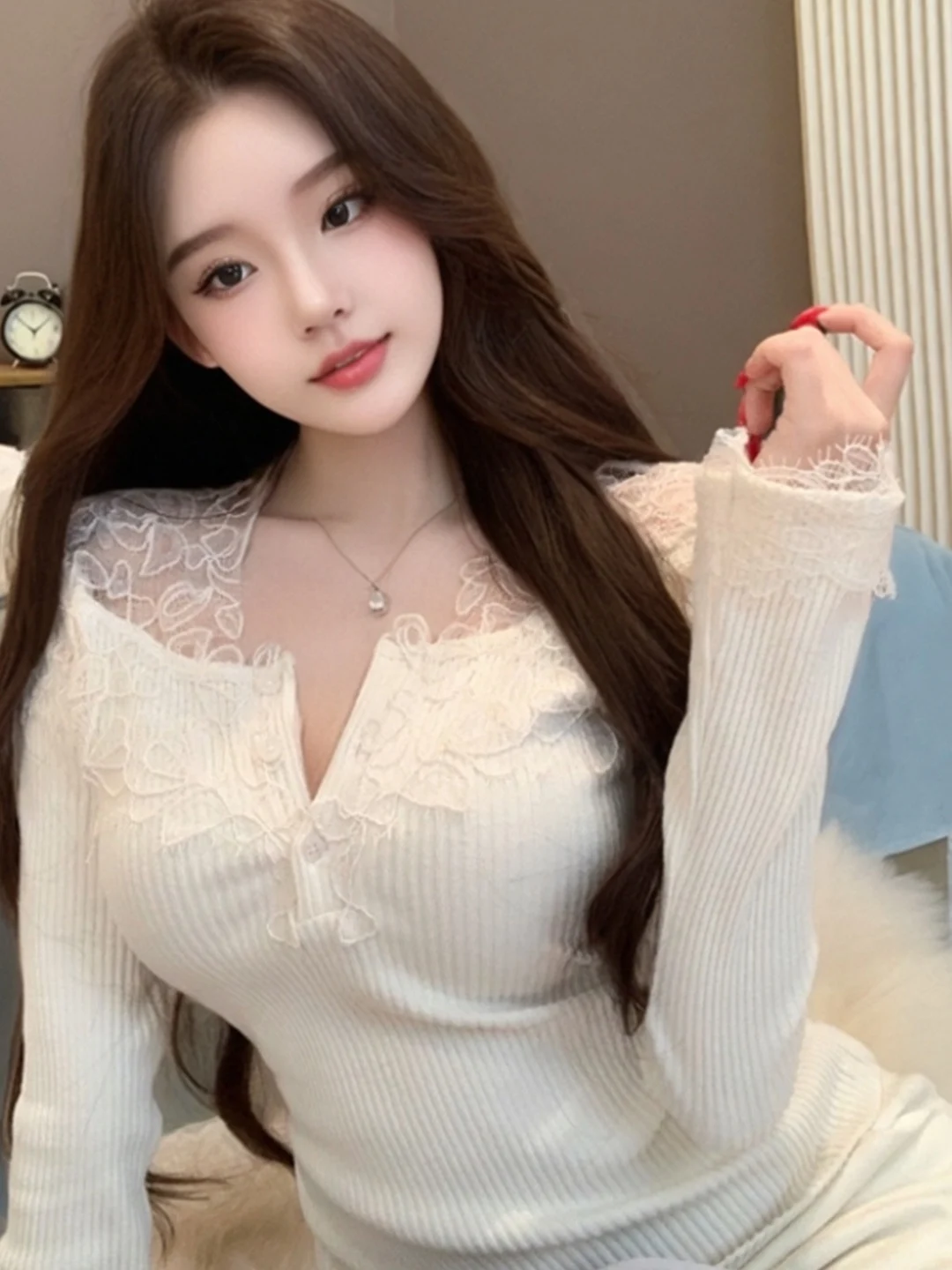 

Winter Fashion Lace Patchwork V-Neck Long Sleeve Knitted T-Shirt Women Slim Fit Stylish Casual High Waist Skin Friendly Breat...