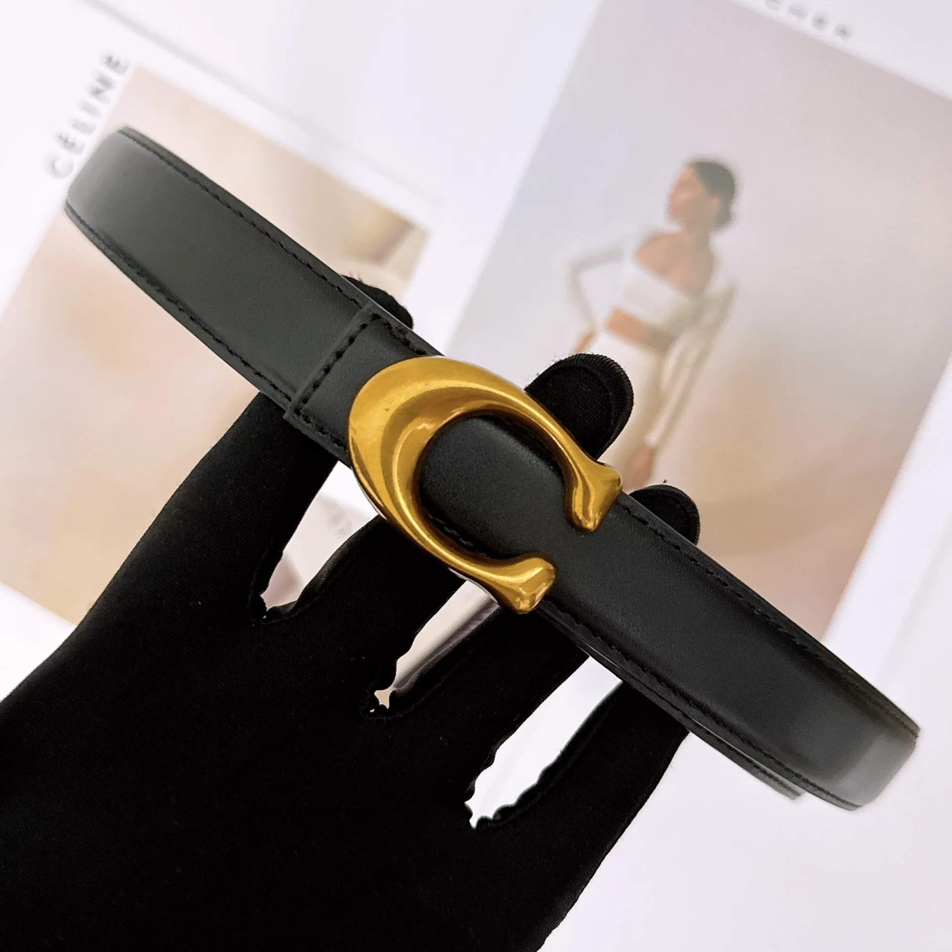 2025 Nuovo Sottile 2.5 CENTIMETRI di Lusso di Marca Famose Donne Cintura di Designer di Moda In Pelle Delle Donne Della Cintura Della Ragazza Delle Signore per le donne vestono Abbigliamento