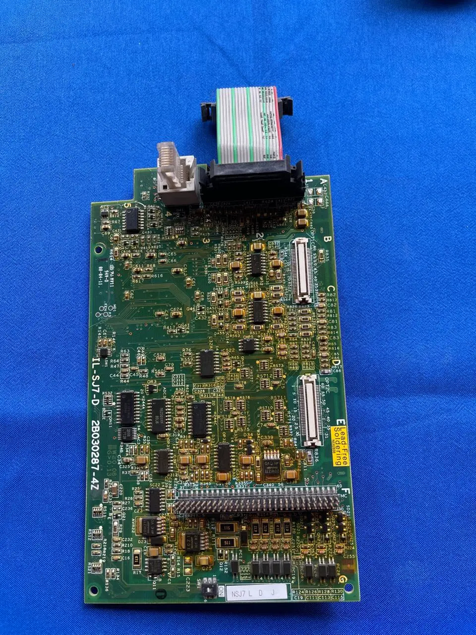 Hitachi frequency converter SJ700 series 22-30-37 control board 2B030763-4 Tcpu board main board terminal board