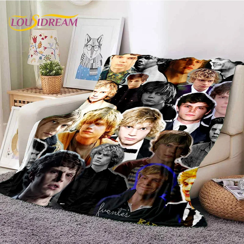 Latest Cute Evan Peters TV Actor Soft Flannel Blankets,Throw Blanket Comfortable Blanket for Picnic Beds Sofa Home Bedroom Gifts