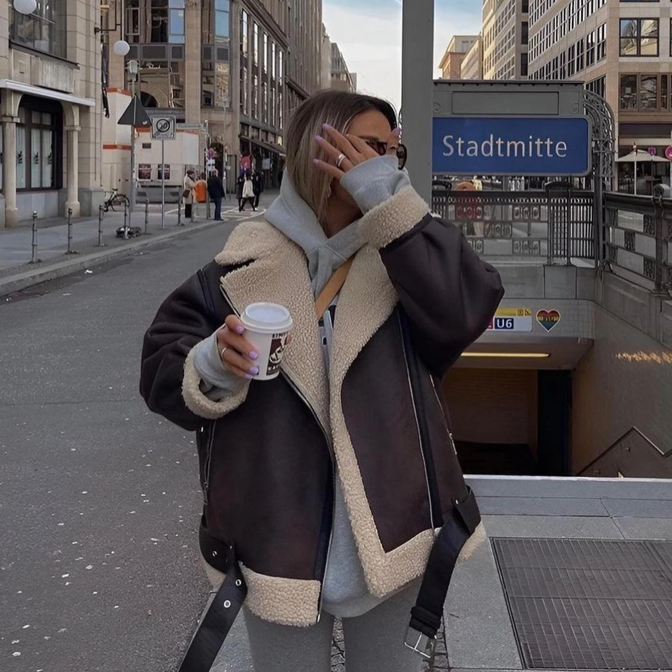 Suninheart Fashion Winter Warm Faux Fur Jacket Women Long Sleeve Moto Biker Zipper Jackets Coat Female Autumn Casual Lapel coat