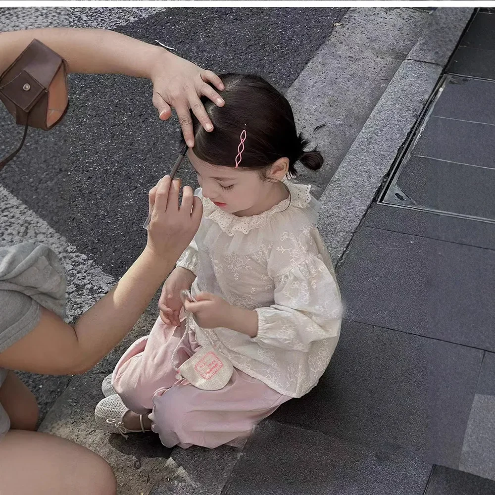 

Korean Children's Clothing Girls' Shirts 25 Spring Little Girl Retro Lotus Leaf Collar Top Versatile Long-sleeved Doll Shirt