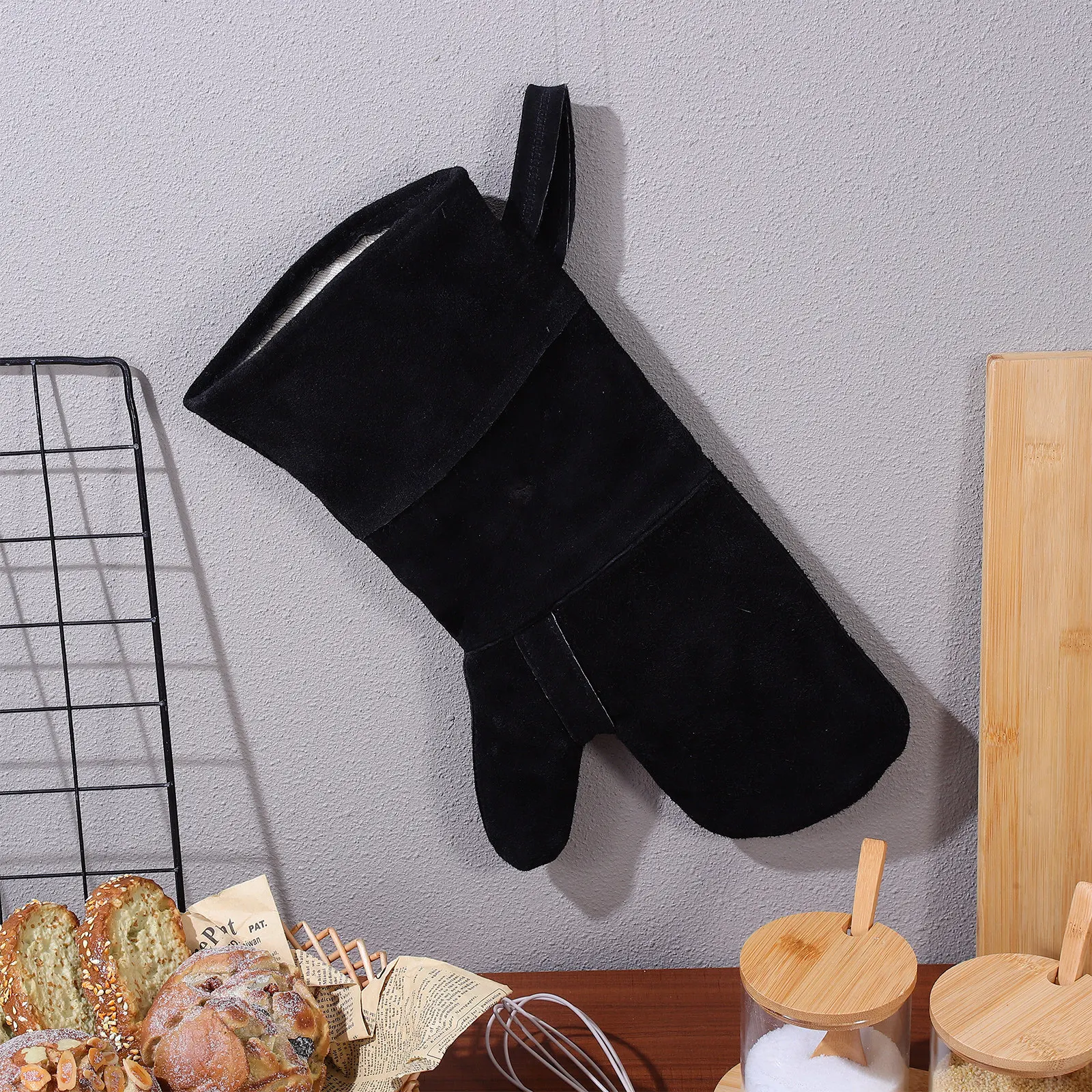 

Premium Heat Fire Resistant Welding Gloves Cowhide Split with Cotton Lining for Bbq Grill Fireplace Oven Stove Baking