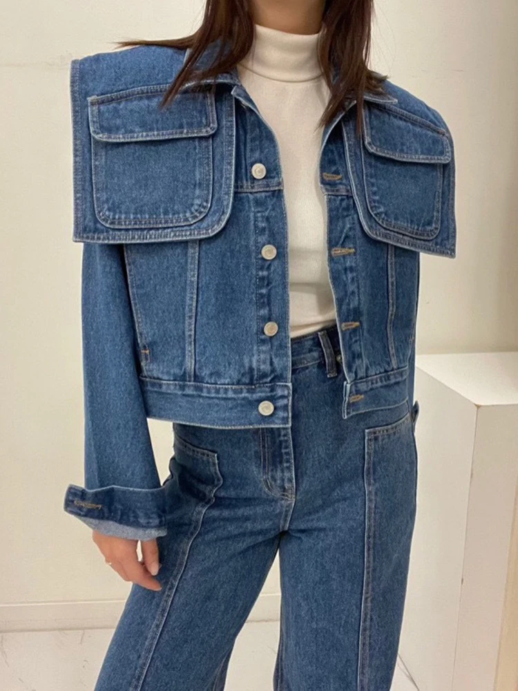 SHENGPALAE Fashion Streetwear Denim Jacket Spliced Shawl Pockets Design Single Breasted Vintage Women Tops 2024 Winter 5G190