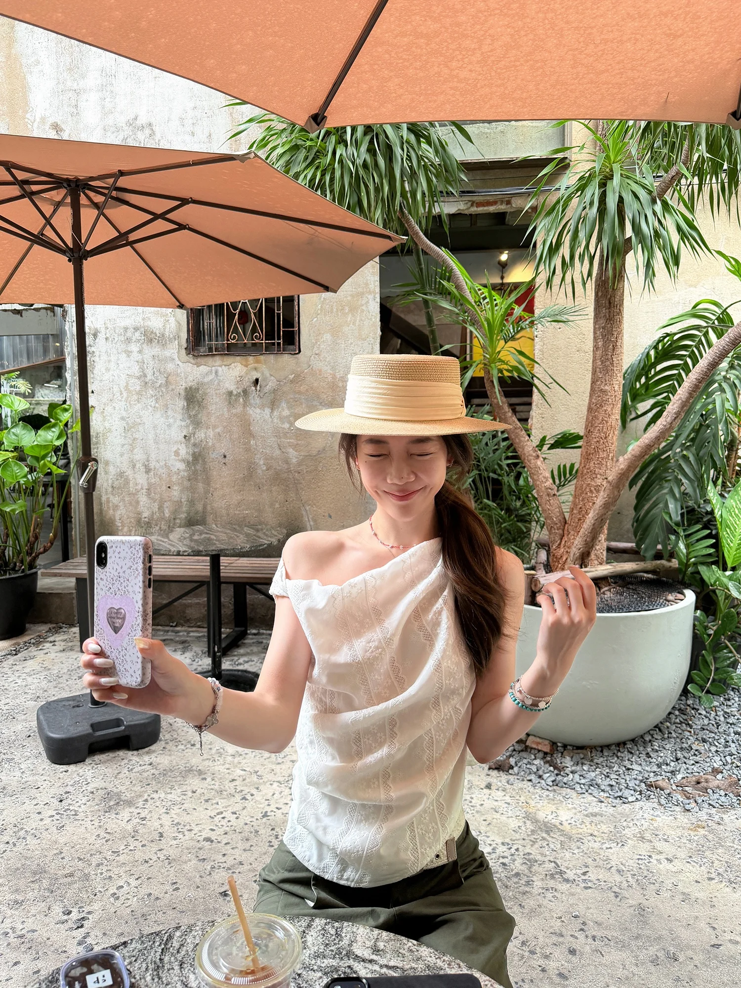 

Футболка женская Asheronline с коротким рукавом, кружевом и ароматом лилии, в корейском стиле, приталенная, повседневная, на одно плечо