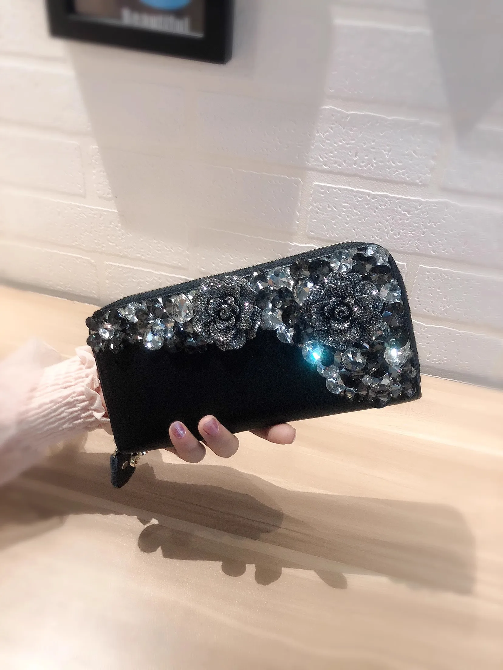 Genuine Leather Women Wallet Multifunctional Credit ID Card Holder Coin Pocket Crystal Shiny Rhinestones Diamond Clutch Purse