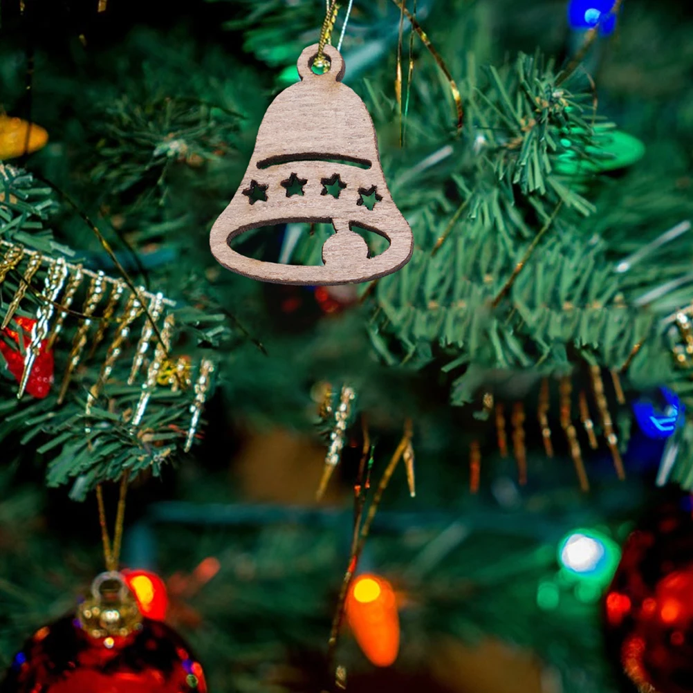 

150 Pcs Christmas Decoration Wood Chips Slice Pendant Hangings Ornaments Small Decorations for Tree Wooden Tag Man Crafts
