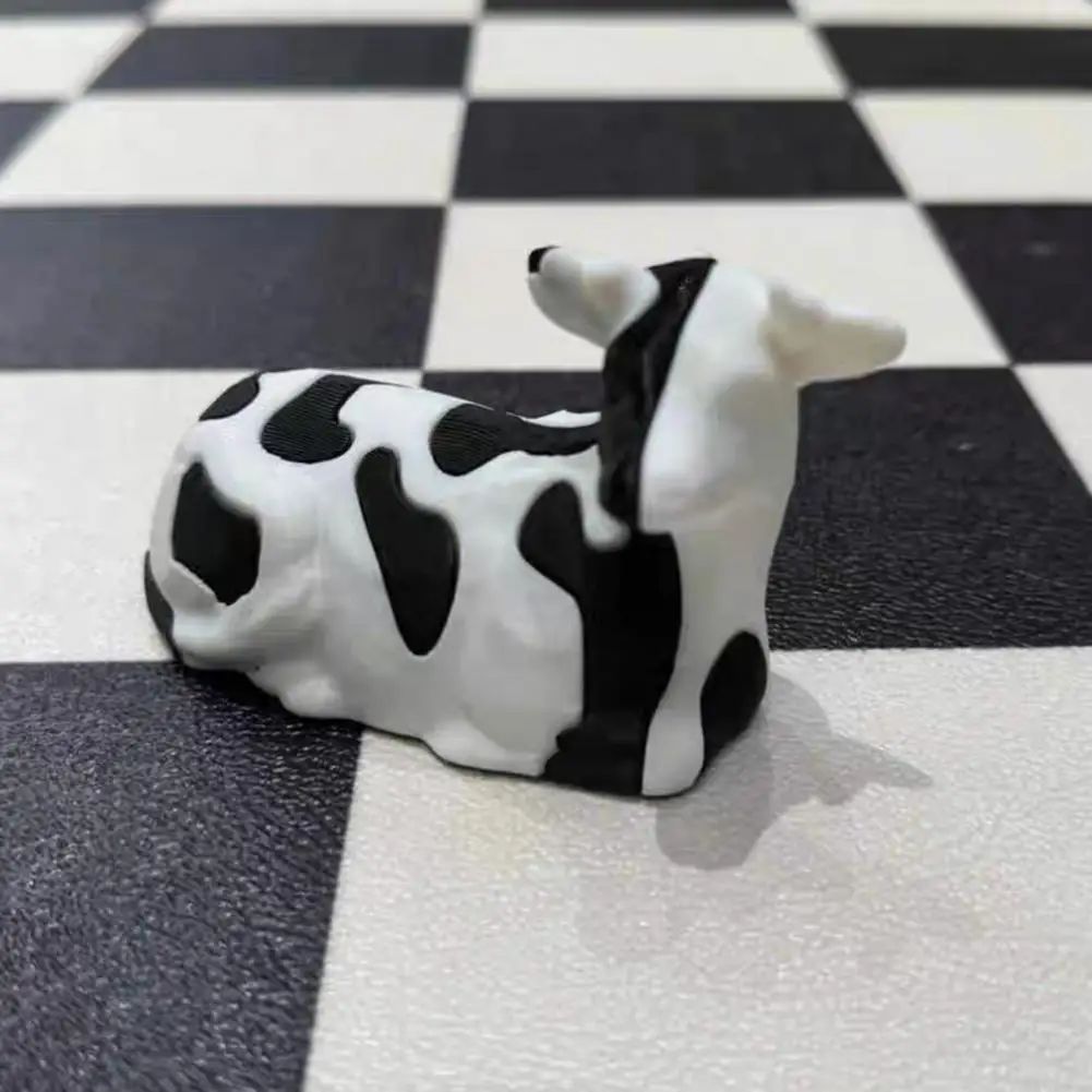 

Desktop Cow Decoration Whimsical 3d Printed Dairy Cow Figurines Splicing Black White Cattle Sculptures for Stress Relief Home