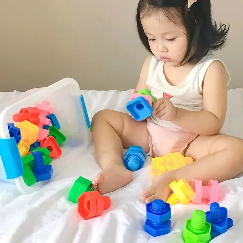 10 Set di blocchi di costruzione a vite a forma di dado Match Puzzle giocattoli per bambini forma Montessori infantile colore riconoscimento giocattoli educativi