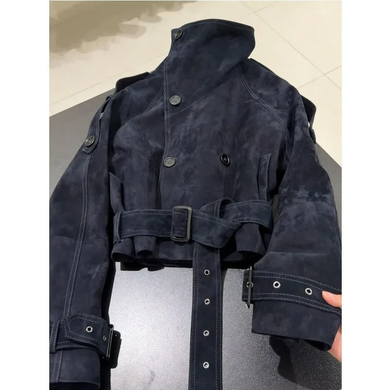 A New Stand-up Collar Suede Flight Jacket for Women Winter It Is Stylish Simple and Warm Short Long-sleeved Top for Petite Women