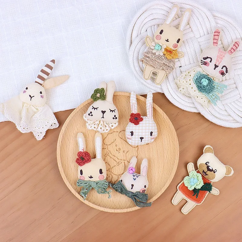 Premium Fabric Brooch Korean Cartoon Lace Rabbit 3D Stuffed Cute Forest Decorative Pin for Kids Clothing Bag Hair Accessory