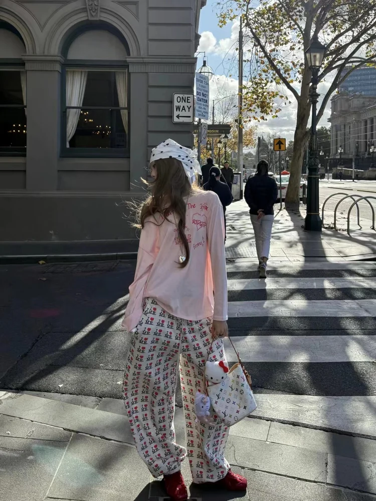 London Gen Z Girl Subculture Y – обзор и цена Street Fashion London
