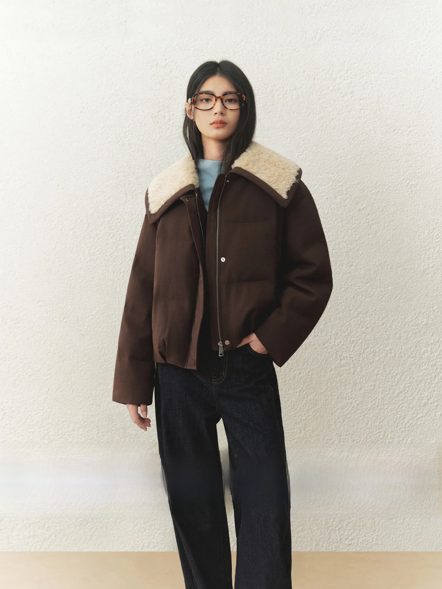 

High Quali Woolen Women's down Jaet Quilted Warmth Coat Du down Fill Color Brown ort Sle Zipper Closure Casual Wear