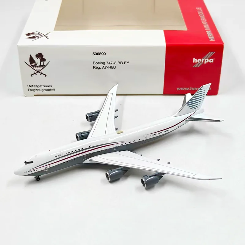 

herpa Diecast Alloy 1:500 Scale Boeing 747-8 BBJ 536899 Airplane Model For Display Collections
