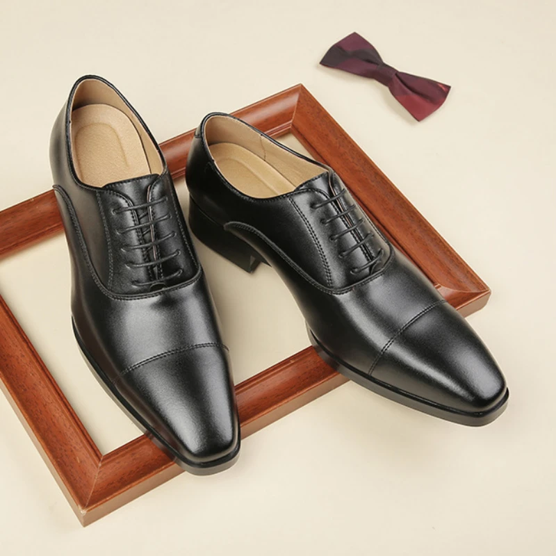 Zapatos de cuero de lujo para hombre, calzado Formal de alta calidad, color negro, con punta estrecha, para boda