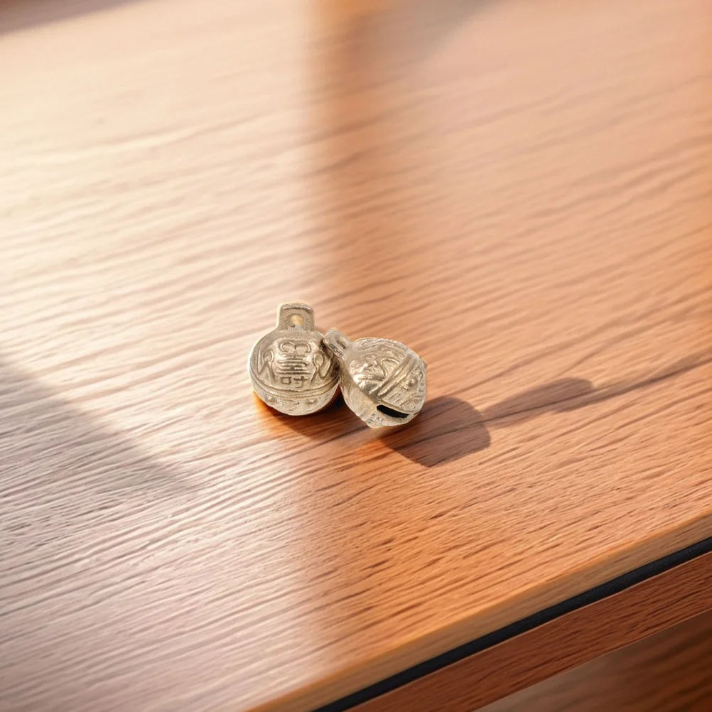 

3Pcs Pet Bells Copper Vintage Mini Dog Collar Bells Small Decorative Portable Jingle Charm Accessory Vintage Jingle Bell