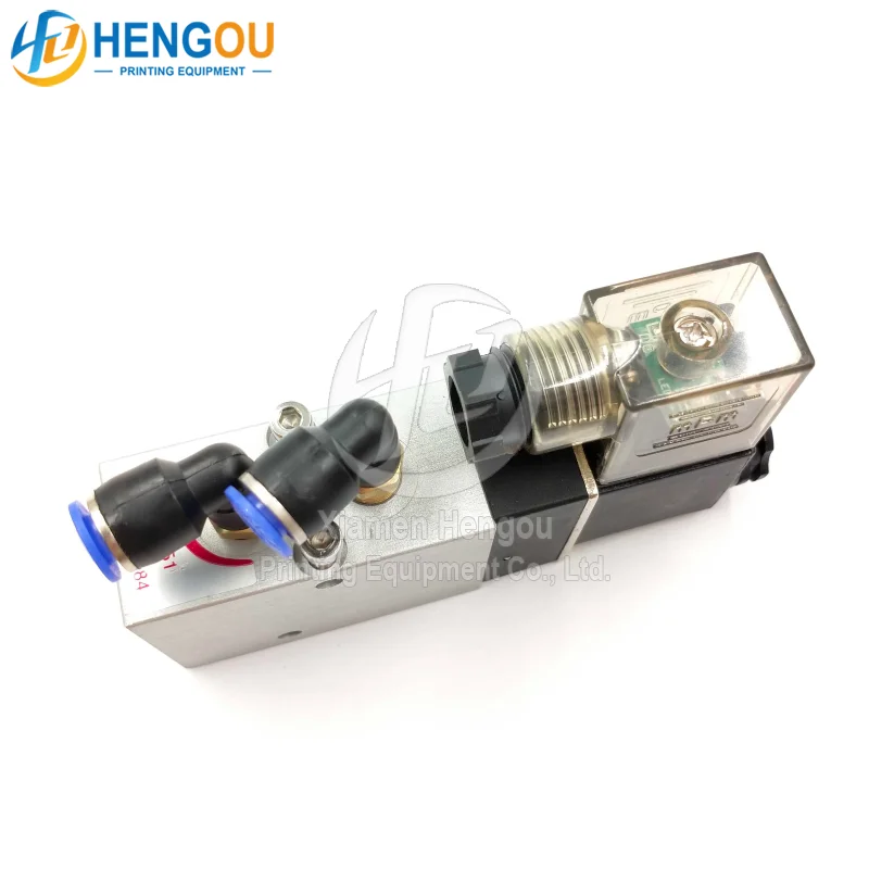 4 pieces 61.184.1051 98.184.1051 Hengoucn 4/2-way valve For SM102 CD102 SM74 SM52 machine parts