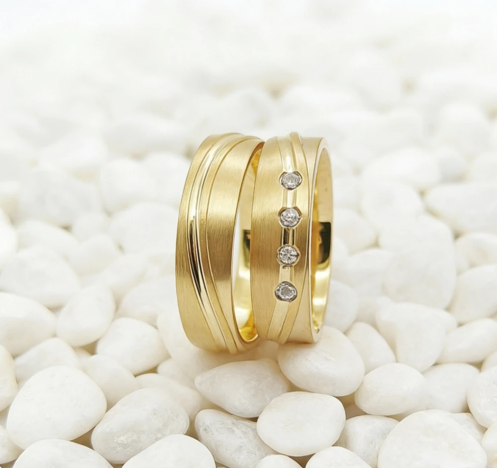 

Гипоаллергенные водонепроницаемые парные кольца из нержавеющей стали 316L с позолотой 18K, ручной работы, изысканное исполнение, обручальные кольца