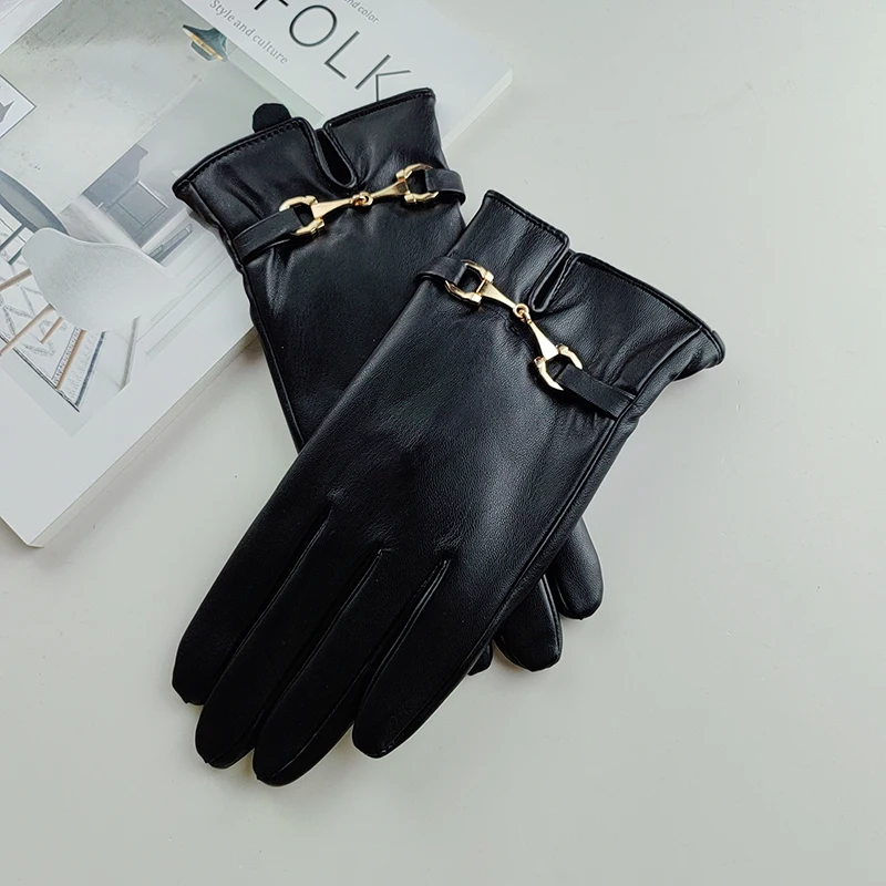 Fashion Chain Plus Velvet Thicken Synthetic Leather Gloves Women Winter Outdoor Sports Cycling Touch Screen Driving Warm Mittens