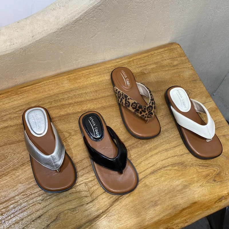 

Children Outdoor Wedge Leopard Print Flip Slippers Flops Girl New Summer Style Kid Slippers Height-increasing Shoe Small Sandals