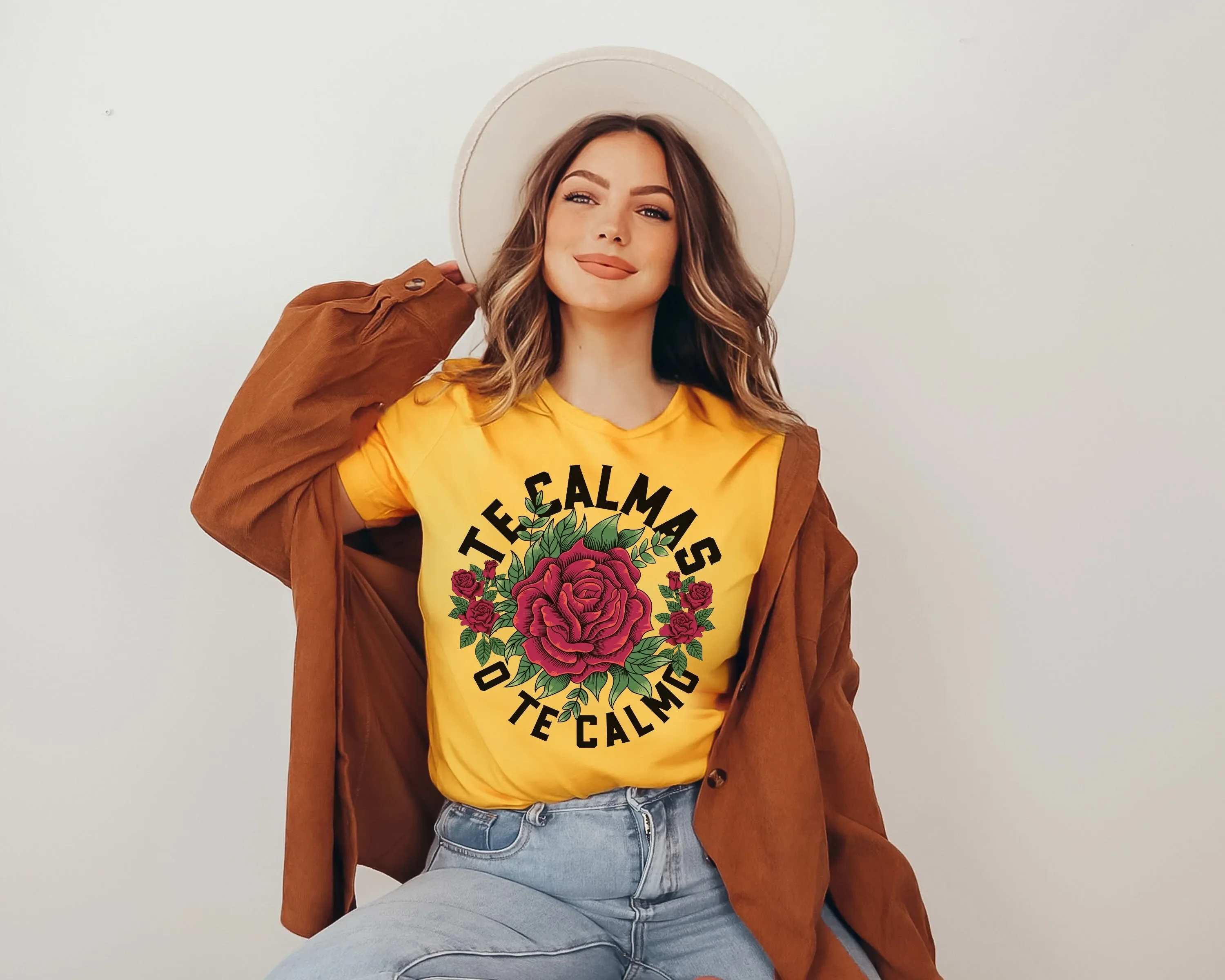 Camiseta Te calmas o calmo Latina Chula, poder femenino español