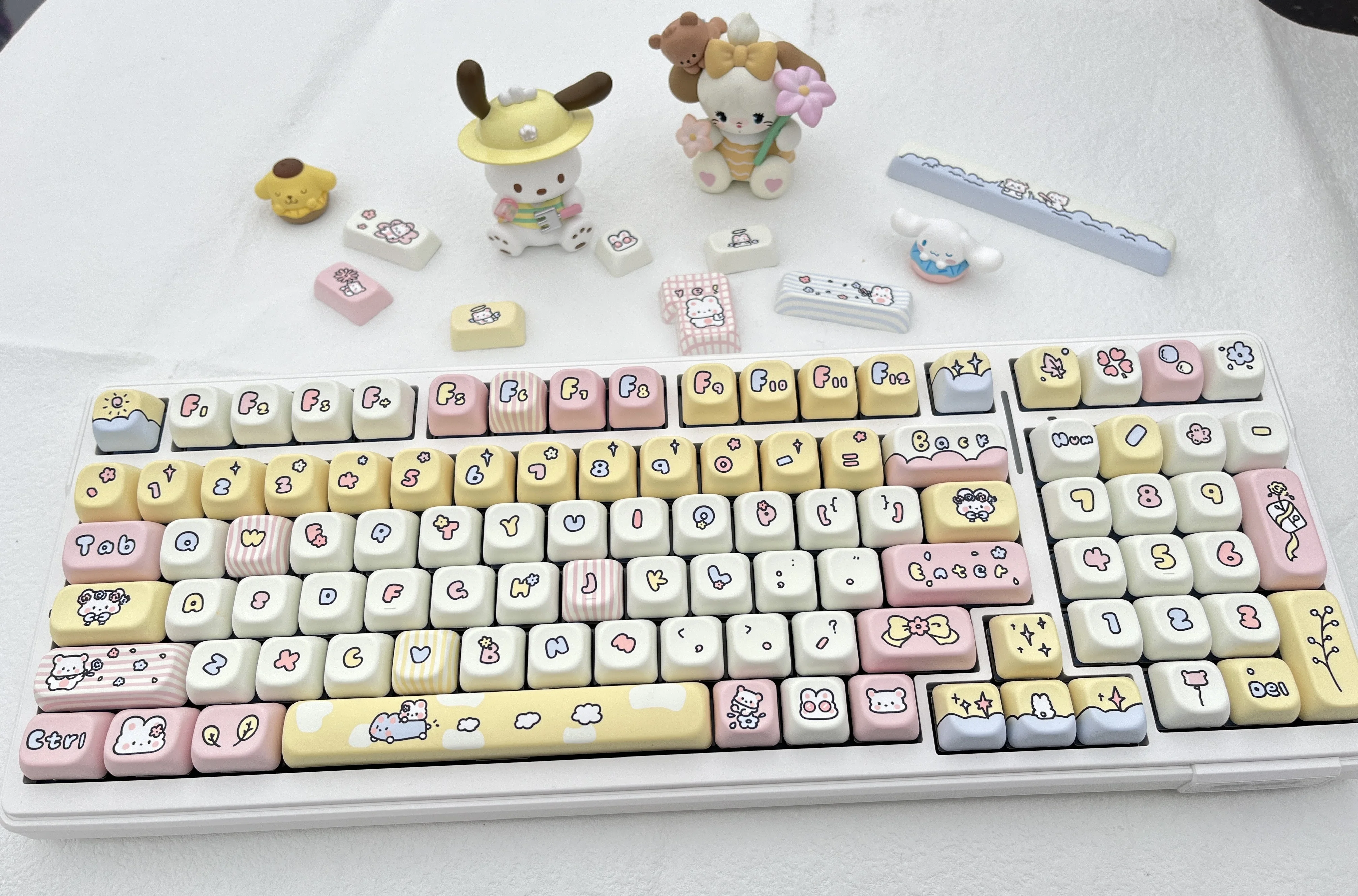 140 Toetsen Schattige Keycaps Voor Meisjes Tuin Op De Wolken Eoa Vijfzijdige Sublimatie Pbt Diy Mechanische Toetsenbord Cartoon Bunny Keycap