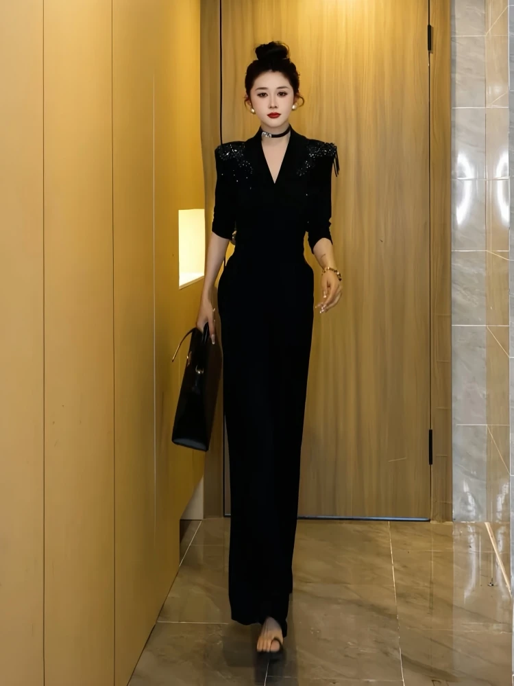 

Spring 2025 Slimming V-Ne Belted Heavy Embroidery Faionable High-End Sensation Women's One-Piece Suit Straight Cut High W...