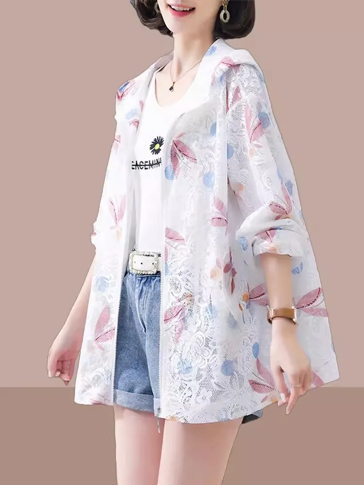 

2024 Women's Summer New Loose Sun Protection Clothing Female Thin Hooded Overcoats Ladies Print Casual Sunscreen Jackets S66