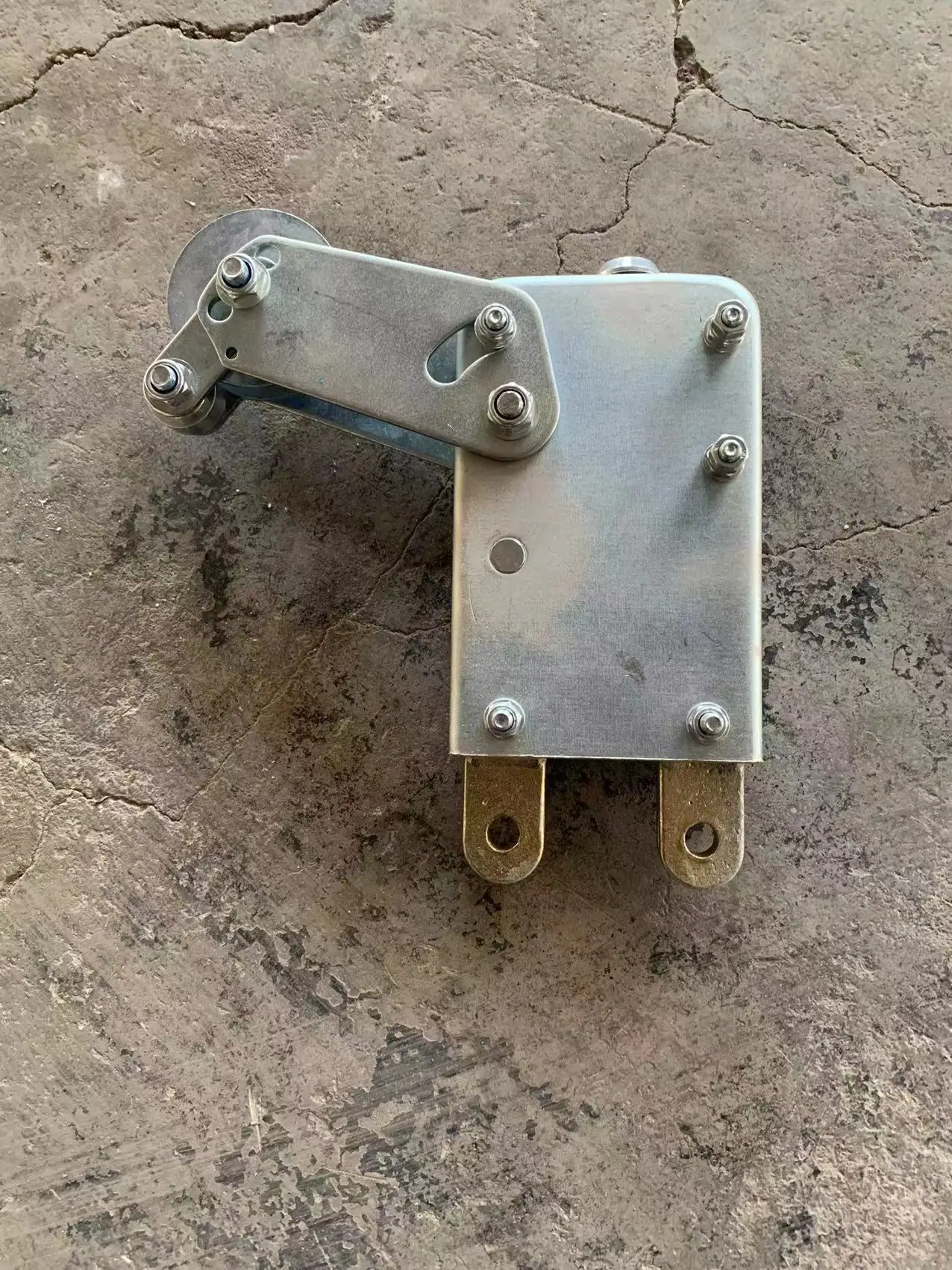 ホットセール ZLP800 吊り下げ式プラットフォーム、800kg積載可能な重荷重ゴンドラ（カーテンウォール施工用）