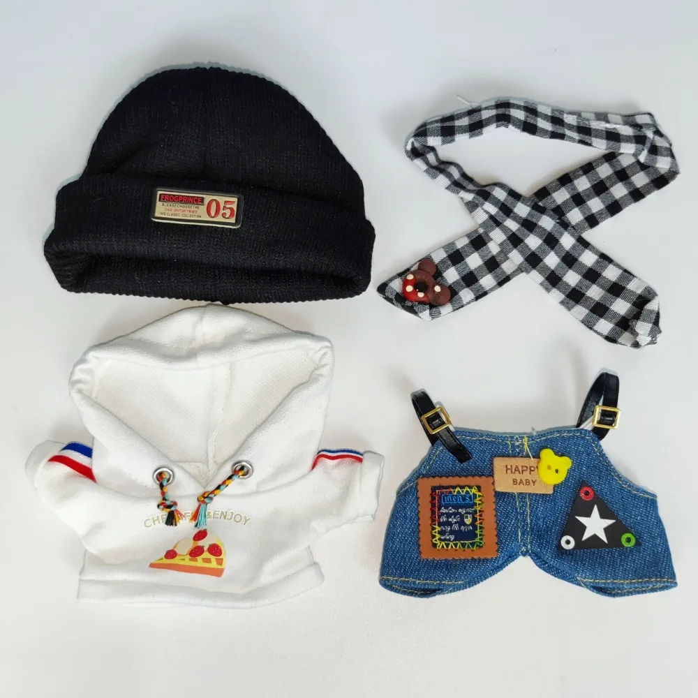 17 cm Labubu Pop V1 V2 Hangende Accessoires Vinyl Labubu Pop Outfit Verwisselbare Kleding Knuffel Babykleertjes Perfect Leuk Cadeau