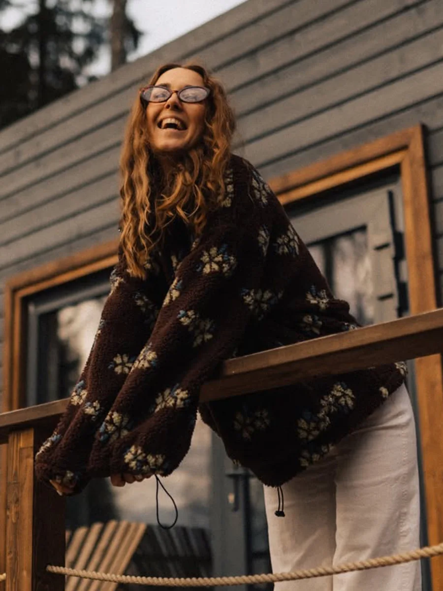 TWOTWINSTYLE Flower Loose Fleece Sweatshirt for Women Lapel Long Sleeve Spliced Zipper Warm Pullovers Female 2025 Autumn Style