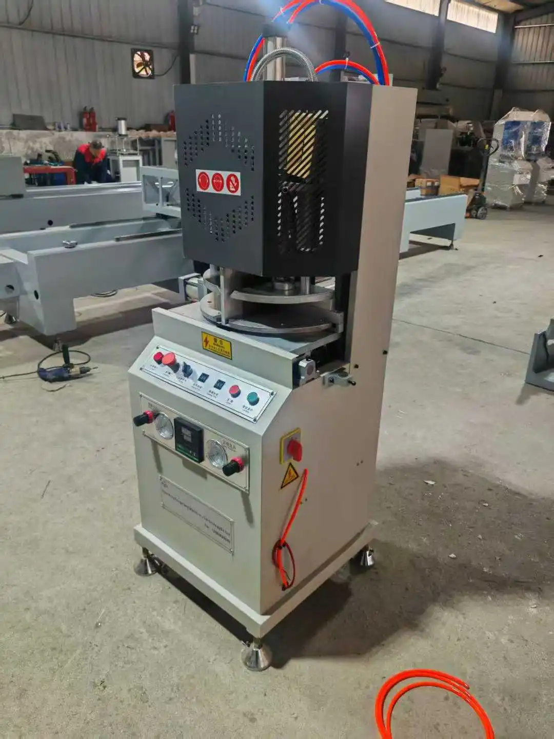 PVC Door and Window Single-head Welding Machine Single-head Welding Machine At Any Angle