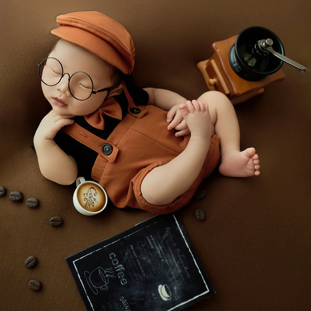 1 Month Baby Boy Photography Outfit Little Gentleman Clothes Suit Coffee Drinking Set Photography Props Newborn Outfit Props