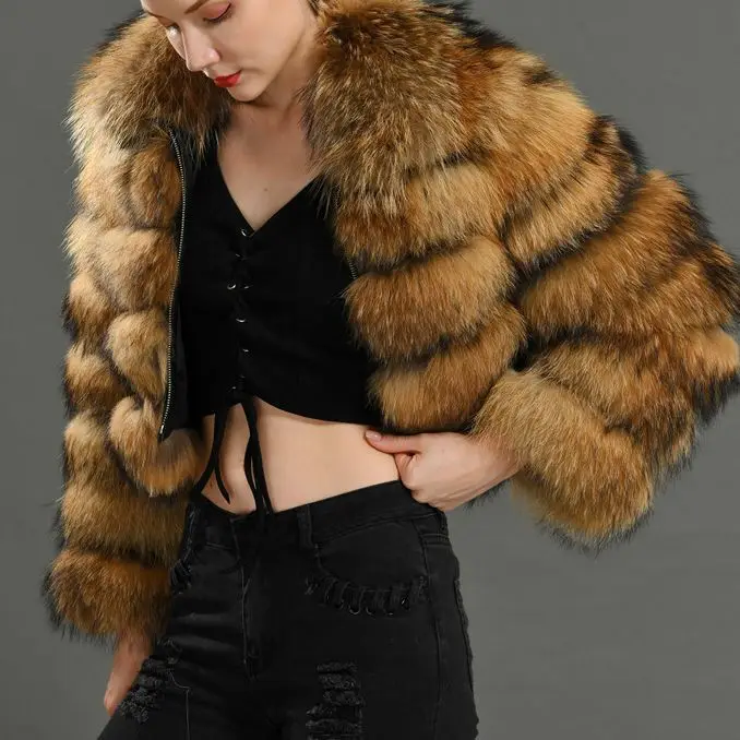 New Winter Women's Short Fashion Zipper Collar Raccoon Coat 2024