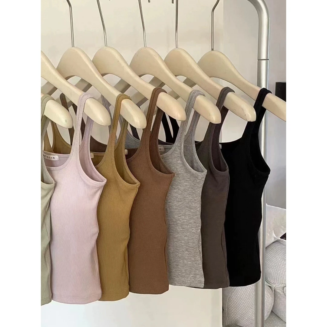 Thumbnail 2 - #5 Cheap Seamless Tank Tops Worth Buying