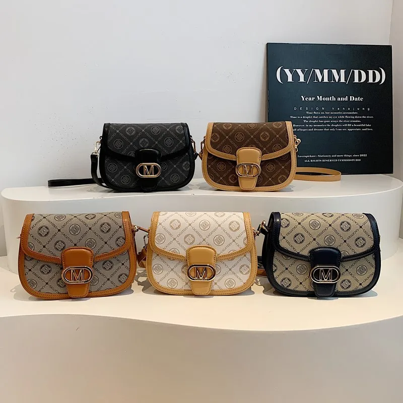 

Luxury Vintage-Inspired Shopping Wallet Fashion Crossbody Bag Elegant Women's Shoulder Bag With Classic Designer Letter Logo