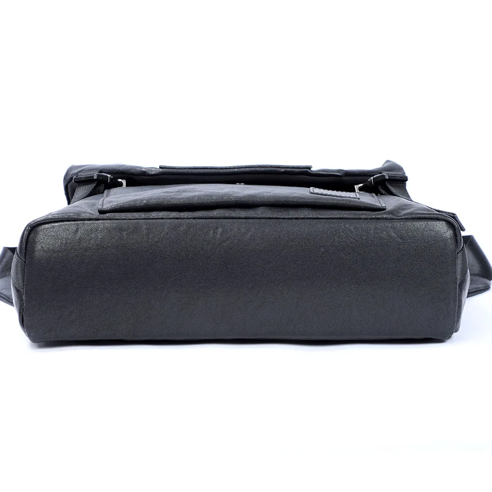 S.WORKER Herren-Umhängetasche aus Vollnarbenleder | Modische Umhängetasche, Crossbody-Tagesrucksack – Detail 11