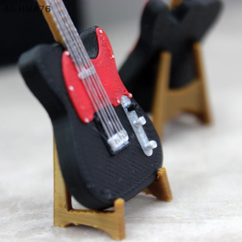 (YY)1Pc 1:12 Dollhouse Miniature Christmas Electric Guitar Model Toy for Child Dollhouse Simulation Guitar Music nstrument Toy