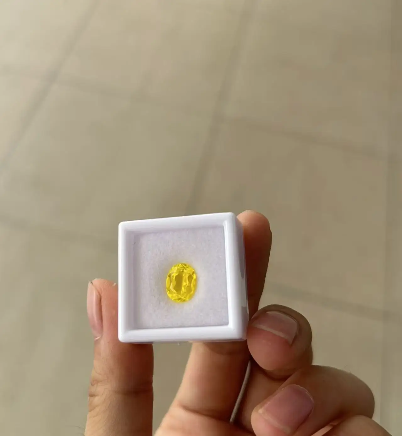 

Optical crystal grade yttrium aluminum garnet LuAG pure yellow super fluorescent hardness 8.5 ring pendant necklace