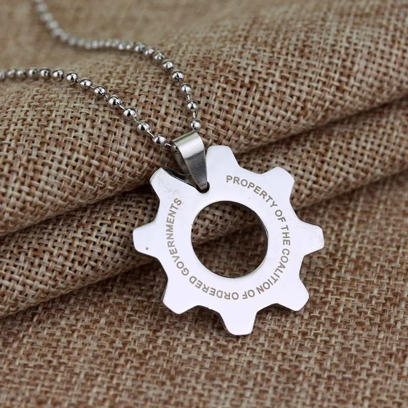 Hot Sale War Machine Necklace Metal Reaction Furnace Necklace For Men Women Fans Necklace Keychain ﻿