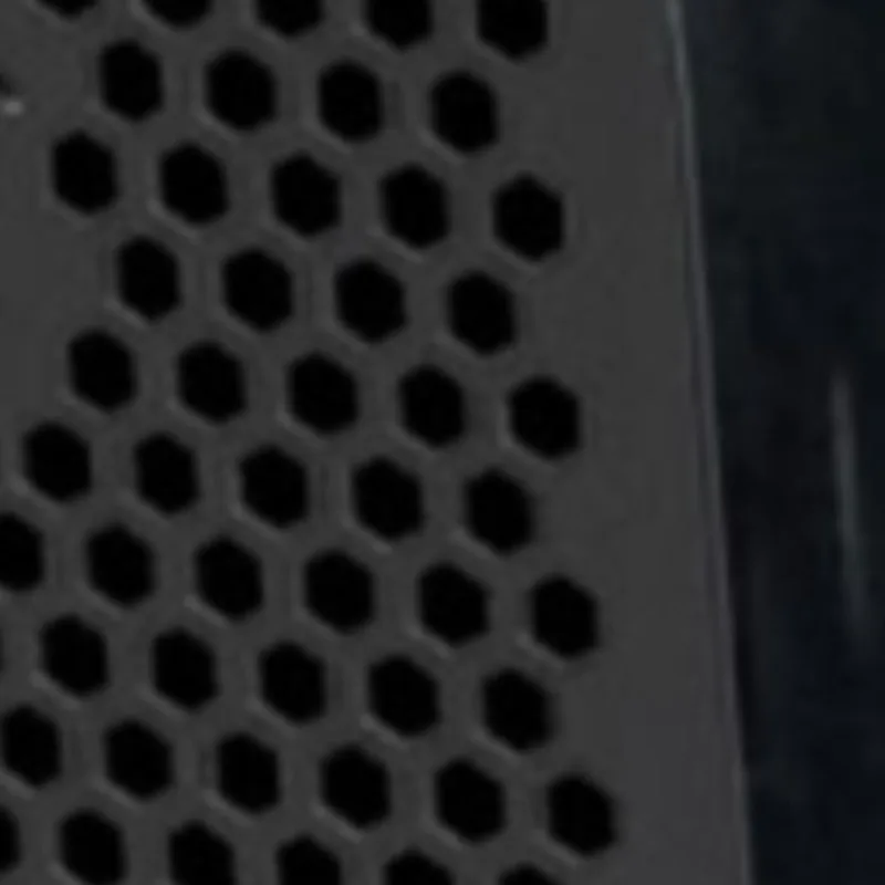 

For Victory CROSS COUNTRY/Touring/Hard-Ball/15th Anniversary Cross Roads/Custom/Classic/ 8-Ball 10-24 Radiator Grill Guard Cover