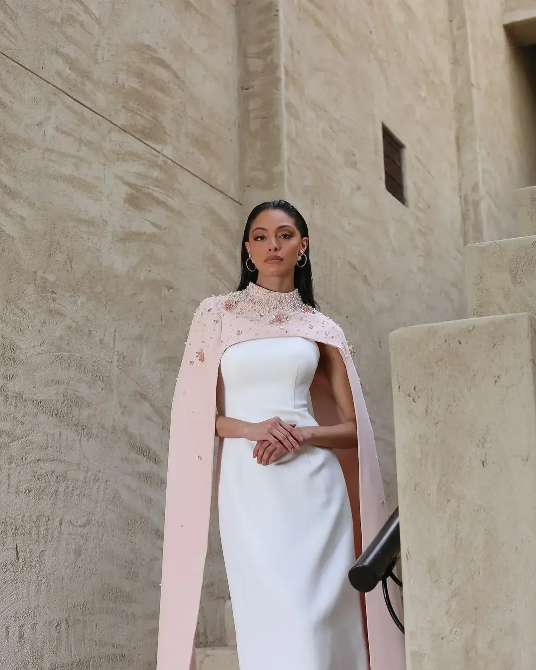 Vestidos de Fiesta de perlas y cristales para mujer, vestidos de noche formales hasta el suelo, vestido de fiesta árabe rosa