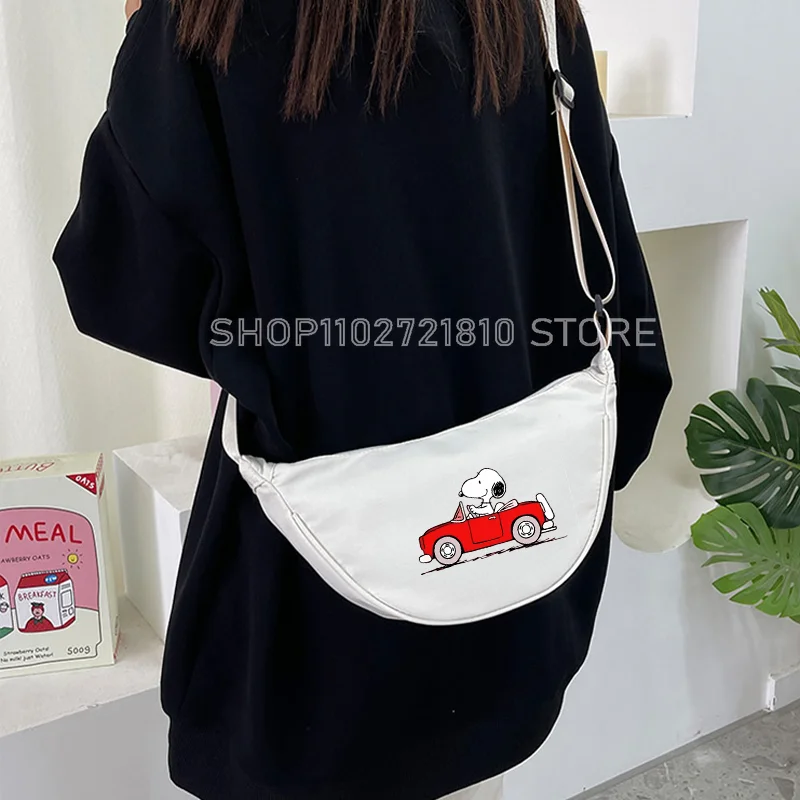 Snoopy Bag Women Cartoon Anime Nylon Cute Crossbody New Dumpling Packet Lightweight Armpit Bag Simple One-Shoulder Pop Bags Gift