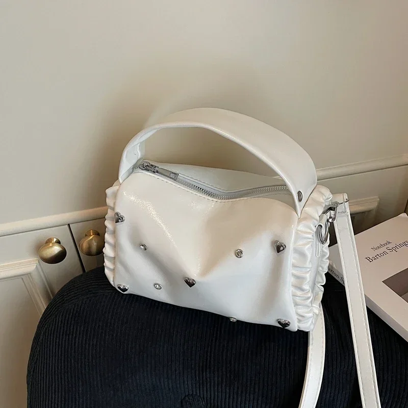 

2025 Fashion New Heart Rivets PU Boston Shoulder & Crossbody Bags Cute Solid Large Capacity Stylish Design Handbags for Women