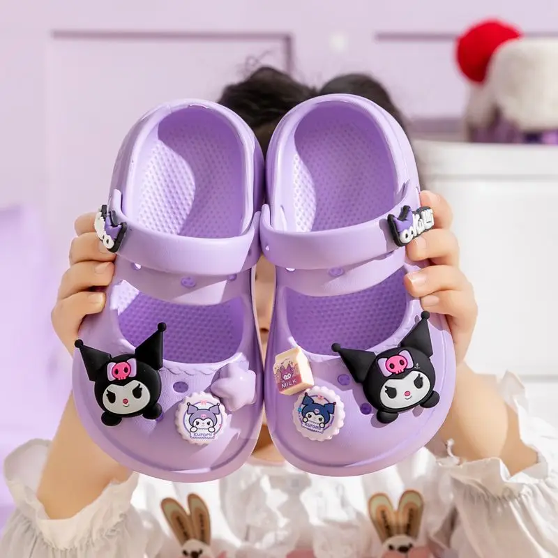 sandalias-sanrio-kawaii-kuromi-melody-para-meninas-sapatos-de-jardim-a-prova-d'agua-e-antiderrapantes-chinelos-infantis-macios-e-respiraveis-presente