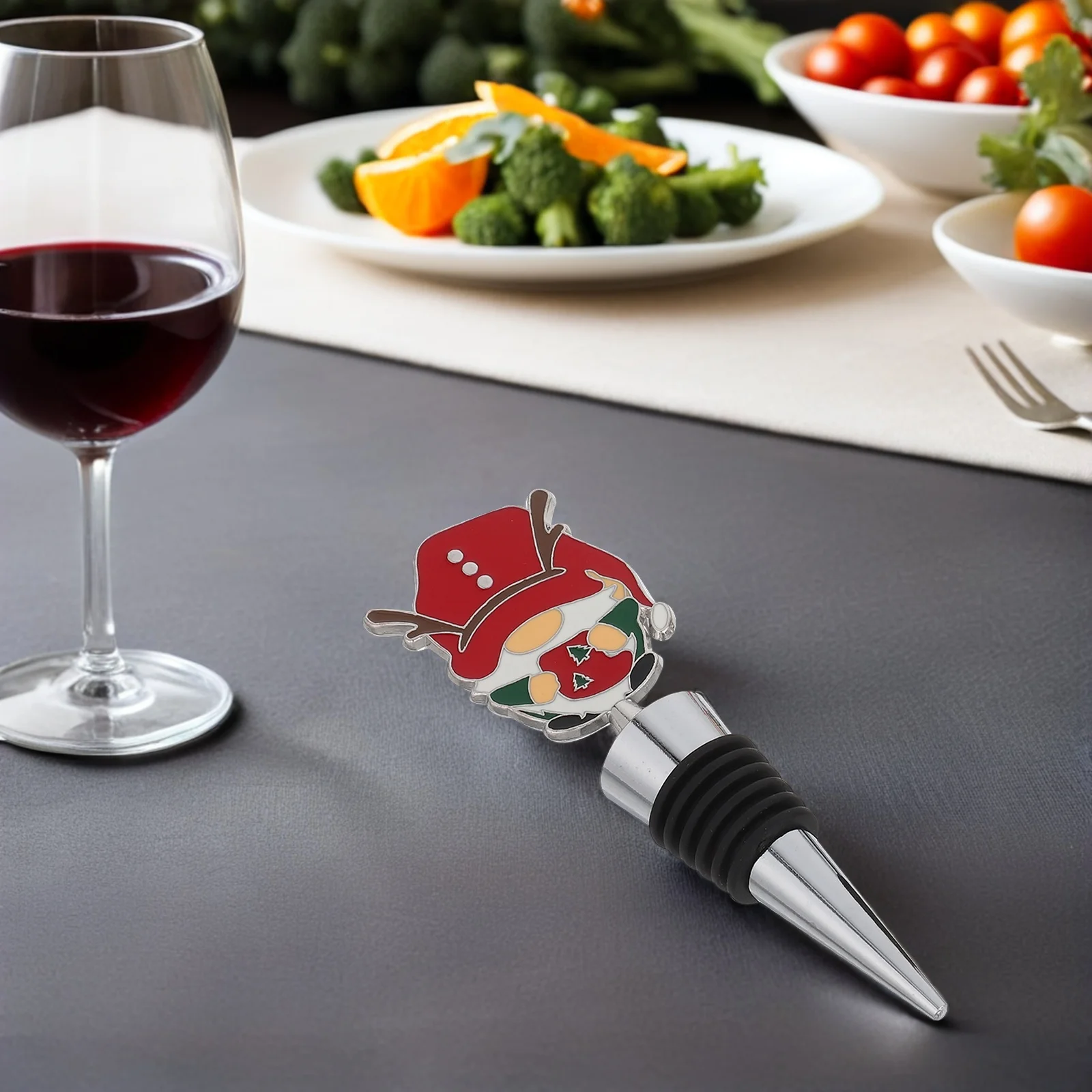 

3Pcs Christmas Wine Stoppers Santa Gnome Design Holiday Bottle Sealers Red Wine Preservation Accessory Novelty Bottle Stopper