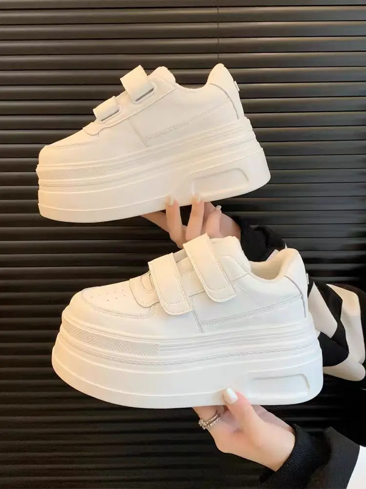 Elevated Casual Shoes Women's Soft Leather Thick Bottom High Toppling Spring Autumn New Style Winter Fleece Lined Small Size